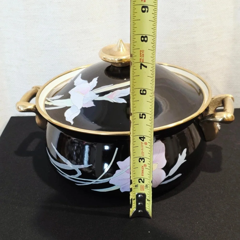 Mikasa Black Enamel Dutch‎ Oven, Floral Iris Pattern, Lidded Pot, Japanese Made